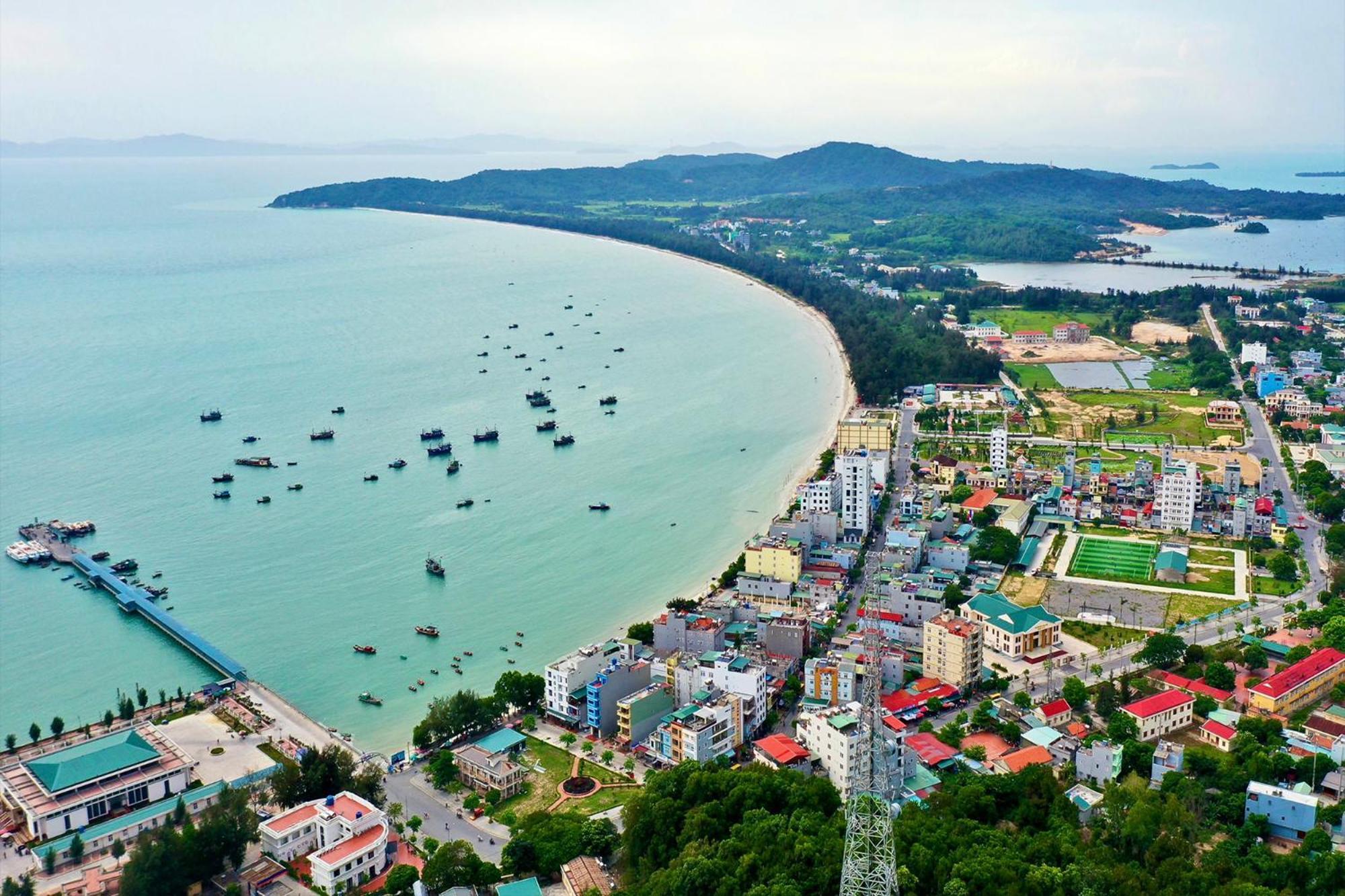 Thanh Mang Hotel กว่างนิงห์ ภายนอก รูปภาพ